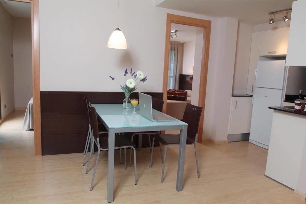Apartamentos Royal Marina Gardens Castelldefels Exterior foto